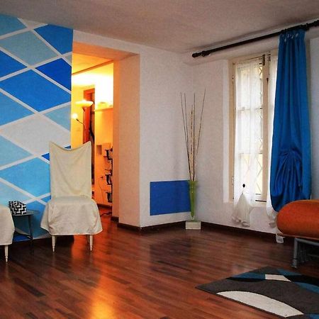 Appartamento Nel Cuore Di Asti Bagian luar foto