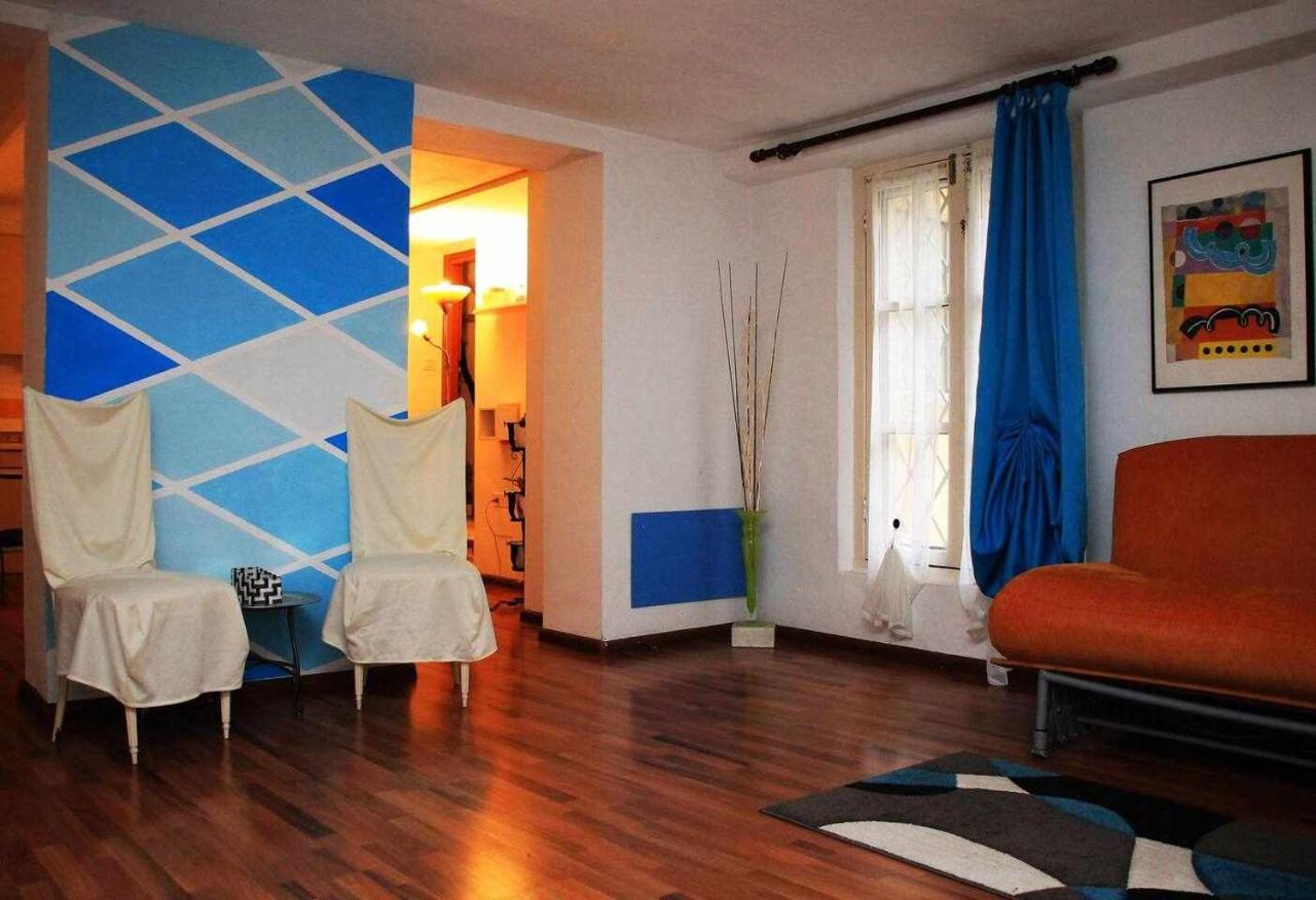 Appartamento Nel Cuore Di Asti Bagian luar foto