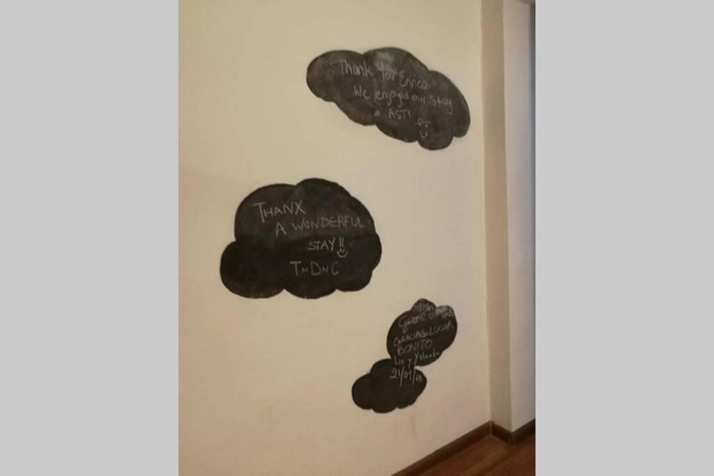 Appartamento Nel Cuore Di Asti Bagian luar foto